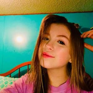 Meet your Posher, Lacey